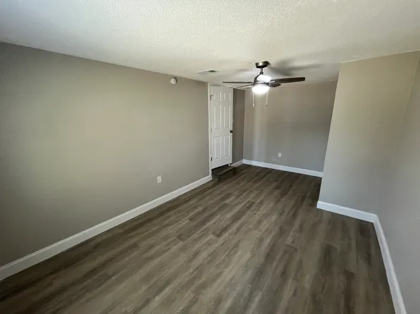 11207 Aledo Dr, Dallas, TX 75228