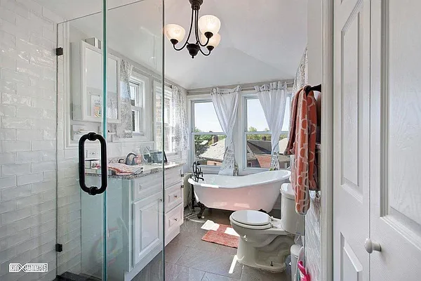 Rented by Citi Habitats | media 35