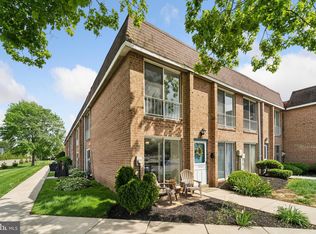 309 Valley Forge Ct, Warminster, PA 18974