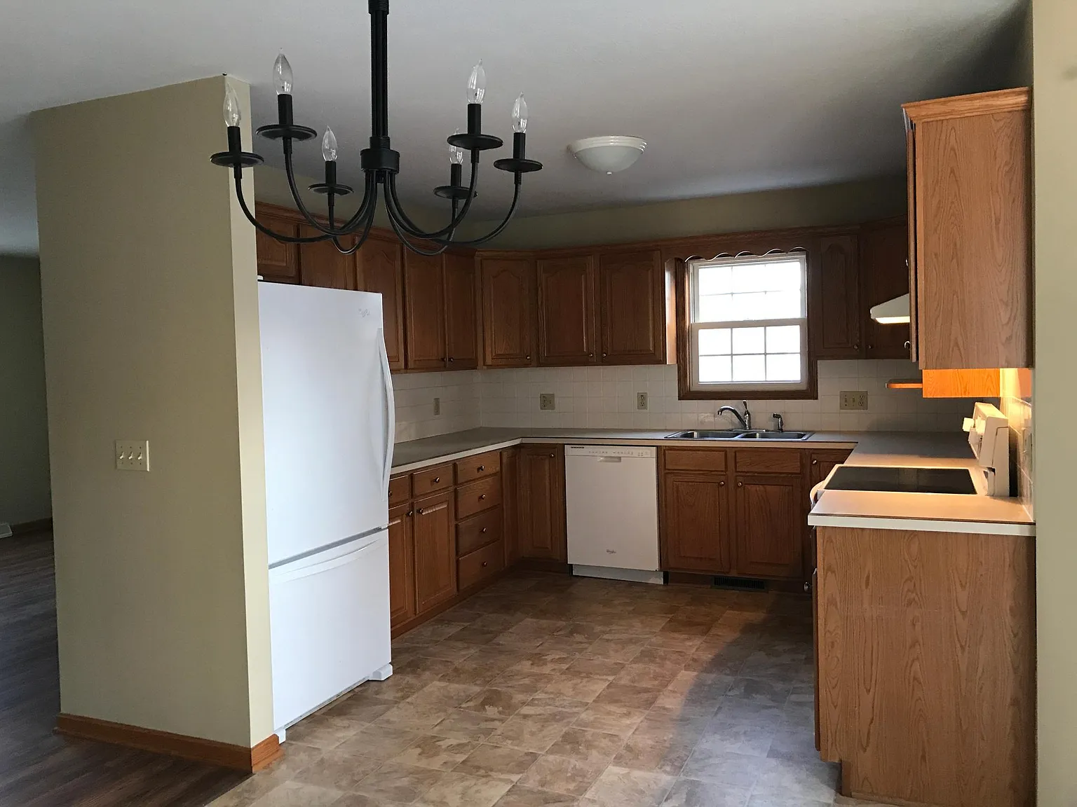 2 bed, 1500 sqft, $1,400 — Photo 4