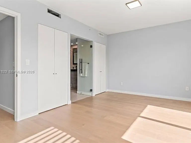 1055 99th St #Townhouse 1055 — Photo 13