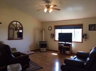 31 Lone Rock Rd, Harbor Springs, MI 49740