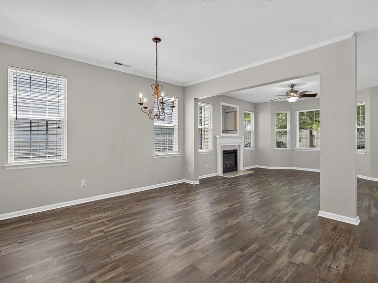 840 Willberry Dr — Photo 12