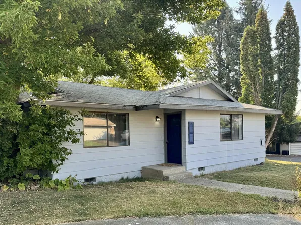1310 Evangeline Ter, Elgin, OR 97827