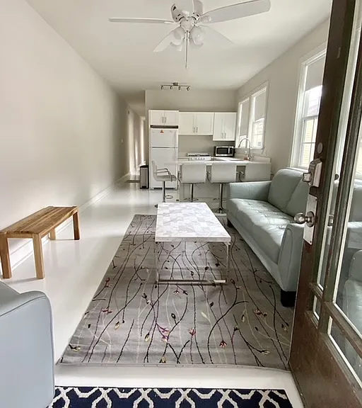 7623 Freret St — Photo 2