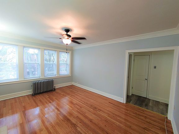 4th image of 4149 N Mozart St #2