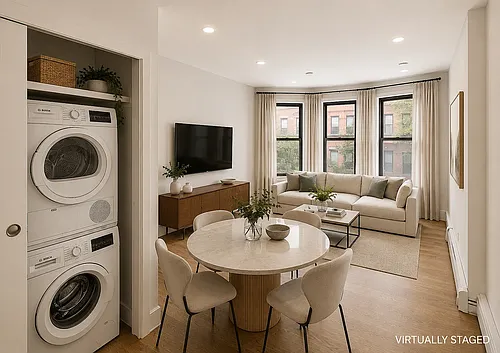 372 2nd St #3D Photo 1