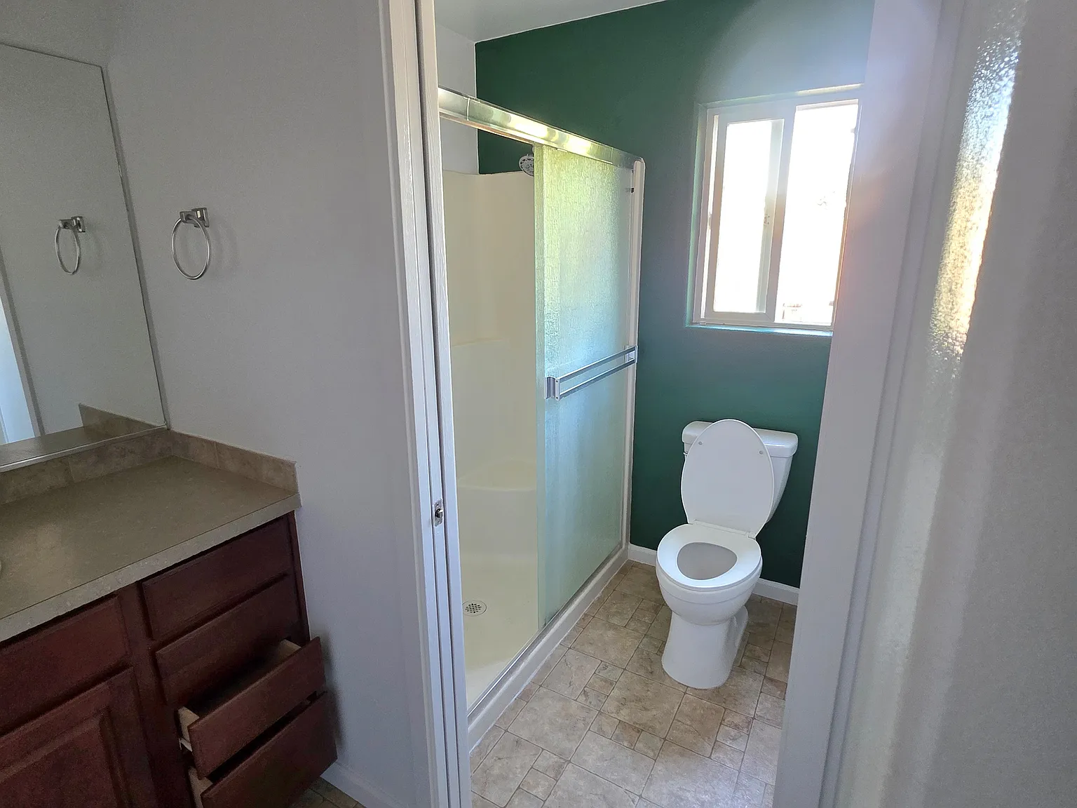 4 bed, 2.5 bath, 1810 sqft, $2,700 — Photo 3