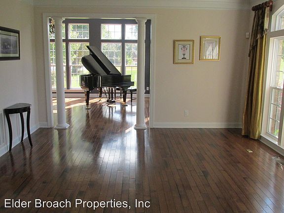 5th image of 9325 Stonebridge Way
