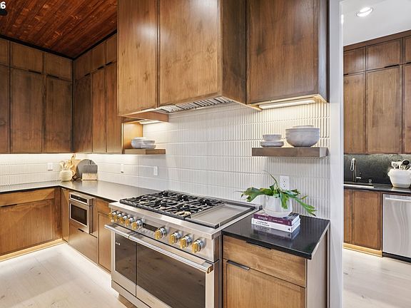 5th image of 5203 N 94th Ave