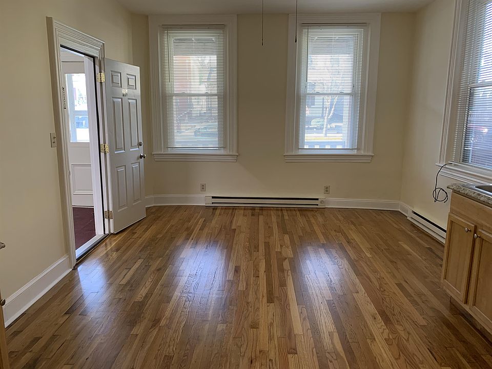 1st image of 942 Delaware Ave #15751613