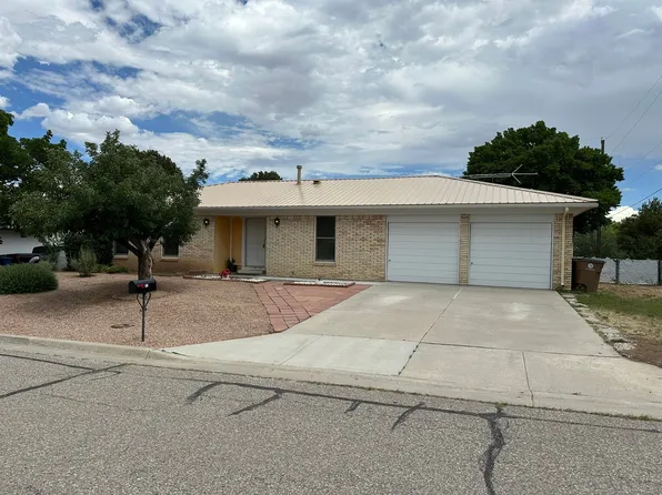 103 Agate St, White Rock, NM 87547