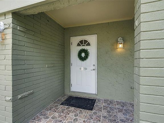 3rd image of 705 LEEWARD WAY