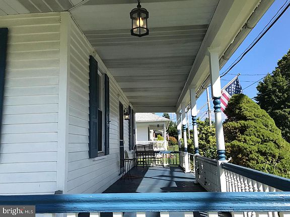 5th image of 32 S Main St