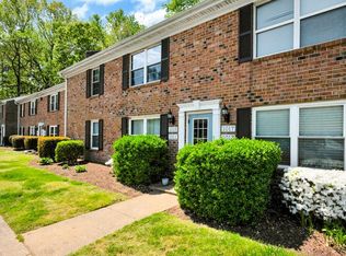 1015 Barclay Sq, Virginia Beach, VA 23451