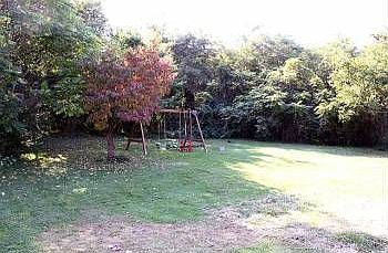 2nd image of 206 Twin Oak Dr