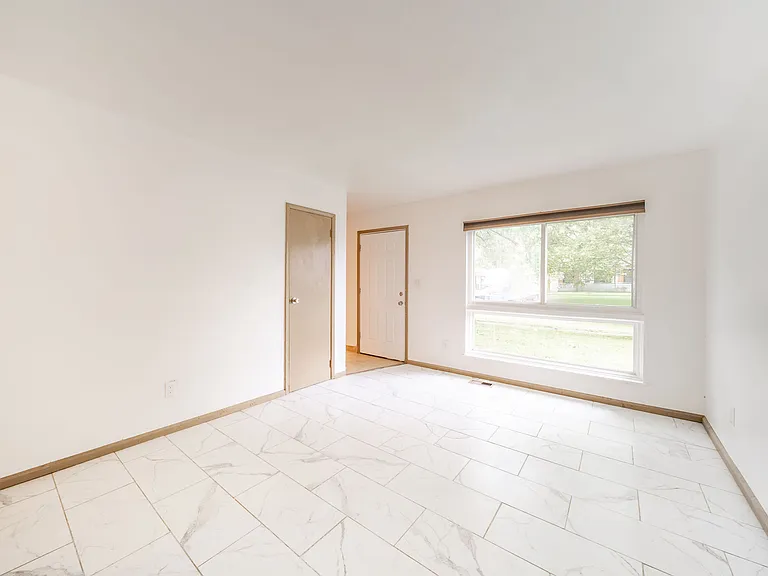 9438 Conried Dr — Photo 1