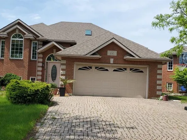 971 Grantham Ct, Windsor, ON N9G 2T1