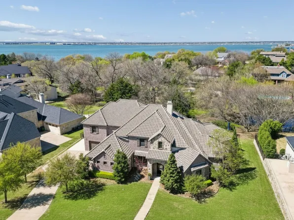 236 Summer Tanager Ln, Heath, TX 75032