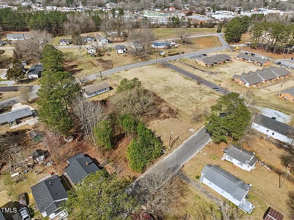 3rd image of 704 East St Lot 74/part 75