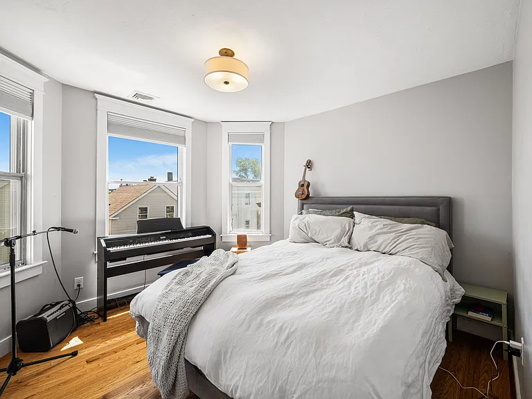 228 Havre St #3 — Photo 7
