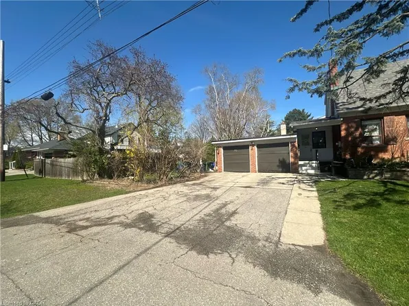 85 Allanbrooke Dr, Toronto, ON M9A 3N9