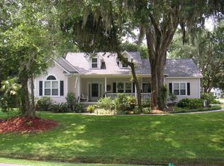 1054 Otter Cir, Beaufort, SC 29902