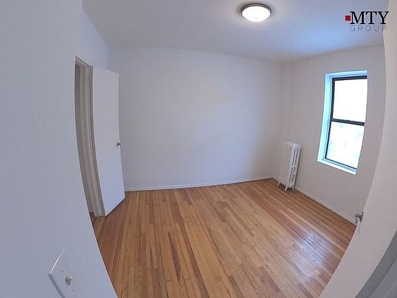 2nd image of 47-17 39th Pl #C4