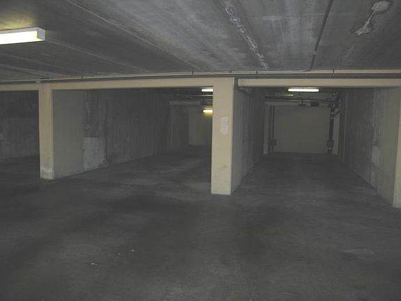 2 Side-by-Side Parking