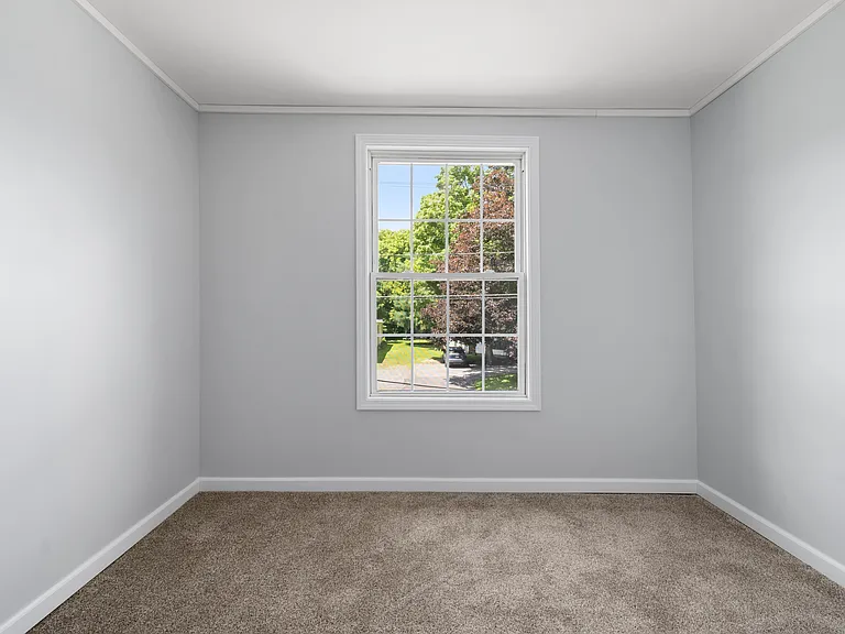 121 Cooper St — Photo 16