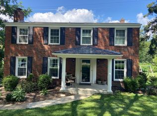 2380 Hidden Timber Dr, Pittsburgh, PA 15241