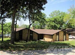 6234 Sherwood Dr, Athens, TX 75752