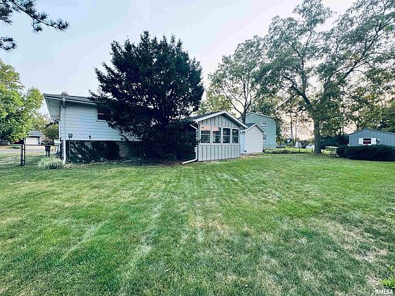 3rd image of 6723 N Gem Ct