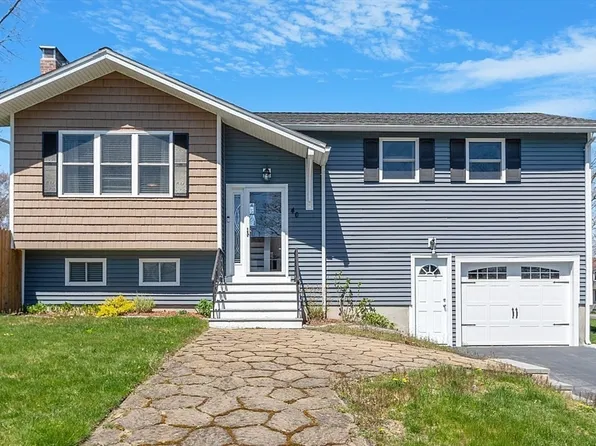 40 Princeton Dr, Milford, MA 01757