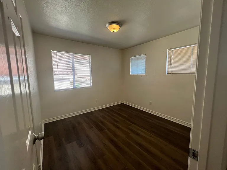 21170 Lands End — Photo 32
