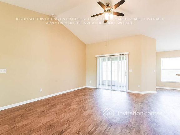 4th image of 830 Breezy Lake Way