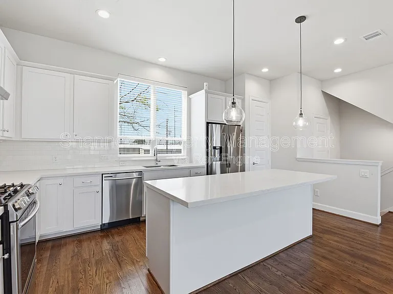 3024 Charline Ave — Photo 17