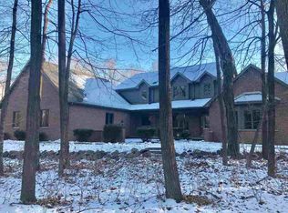 1653 Paynes Point Rd, Neenah, WI 54956