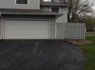 7698 Dunmore Rd, Woodbury, MN 55125