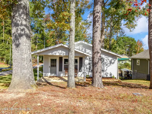 157 Beach Dr, Eclectic, AL 36024