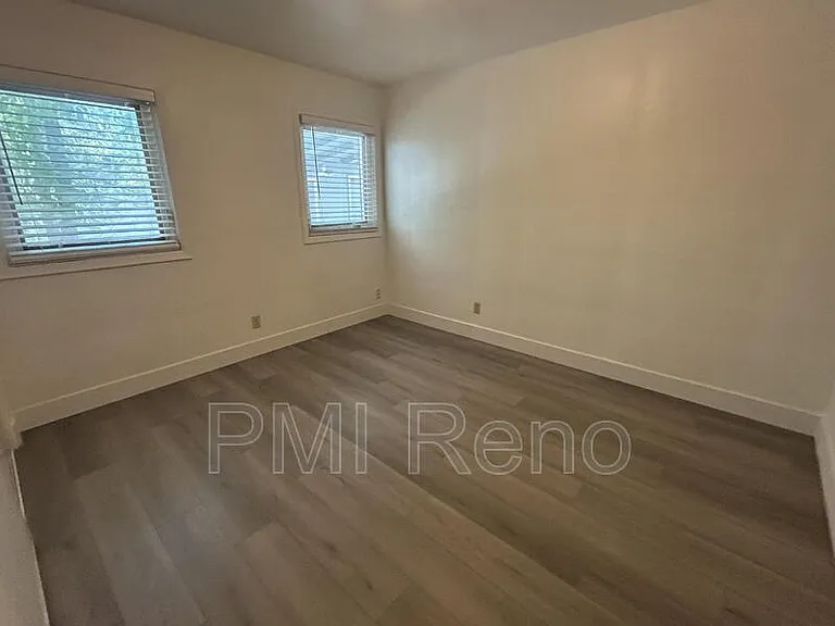 1747 C St #B — Photo 9