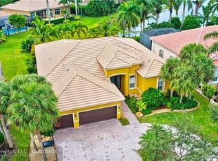 10519 Cypress Lakes Preserve Dr, Lake Worth, FL 33449