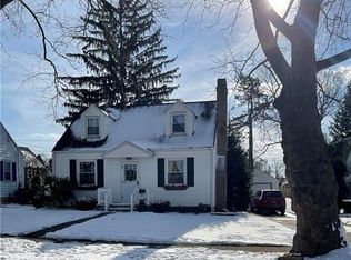 832 Magnolia Rd, Hellertown, PA 18055