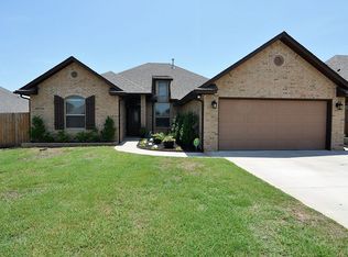 10824 Sara Ct, Oklahoma City, OK 73130