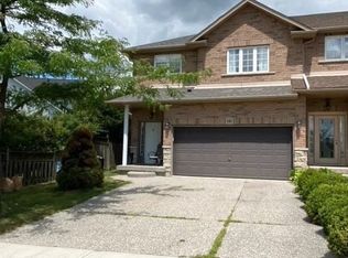 1101 Harrogate Dr, Hamilton, ON L9K 1N1