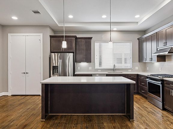 3rd image of 323 Eado Park Cir