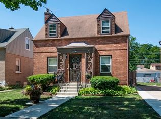 2106 S 20th Ave, Broadview, IL 60155