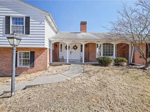 6032 Indian Trail Rd, Northampton, PA 18067