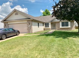 1604 Sun Ridge Dr, Bourbonnais, IL 60914