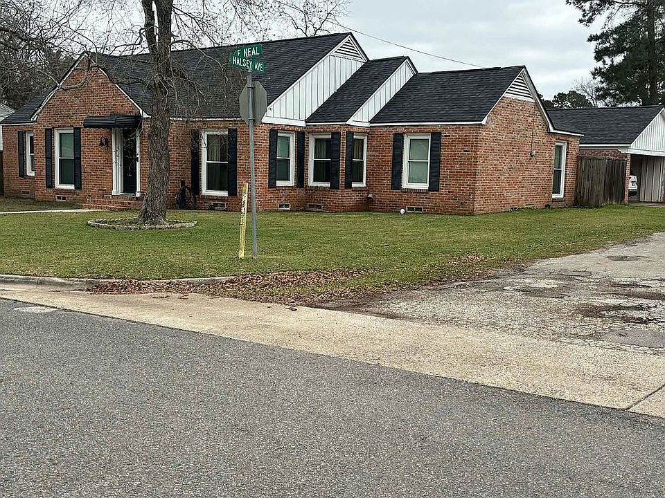 1st image of 400 E Neal St